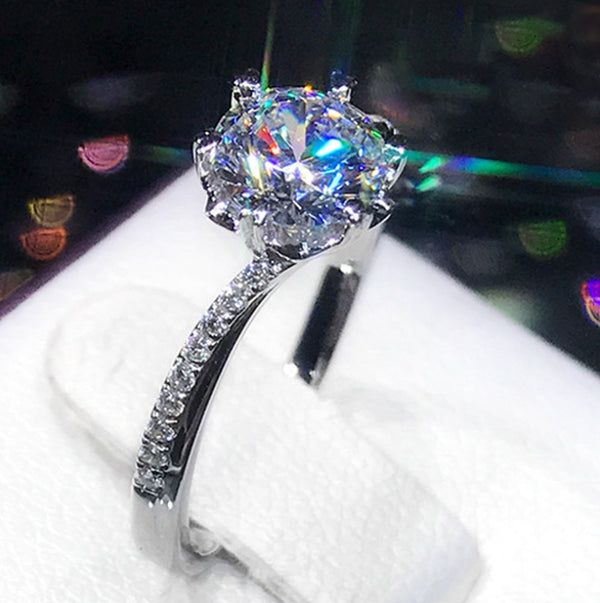 Women's gold-plated inlaid zircon simulation diamond ring twist arm cross elegant beautiful snowflake heart carat ring